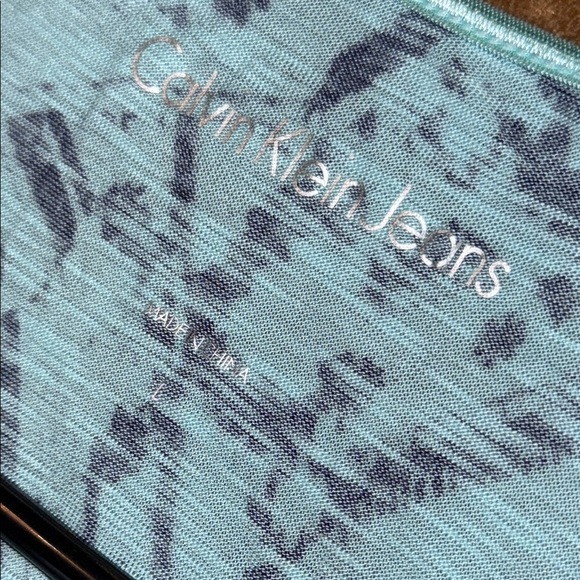 🌹𝐍𝐖𝐓:𝐂𝐀𝐋𝐕𝐈𝐍 𝐊𝐋𝐄𝐈𝐍 𝐉𝐄𝐀𝐍𝐒 JERSEY 𝐓𝐄𝐀𝐋/𝐍𝐀𝐕𝐘 𝐏𝐀𝐓𝐓𝐄𝐑𝐍 𝐎𝐏𝐄𝐍 𝐒𝐇𝐎𝐔𝐋𝐃𝐄𝐑 𝐃𝐑𝐄𝐒𝐒 - Picture 6 of 7